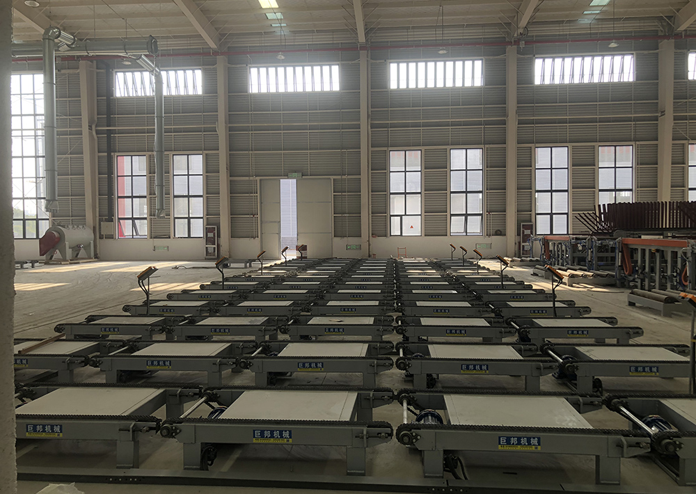 整廠(chǎng)規(guī)劃-1鏈條式地輥