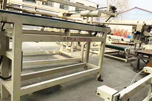 全自動送板機(jī)