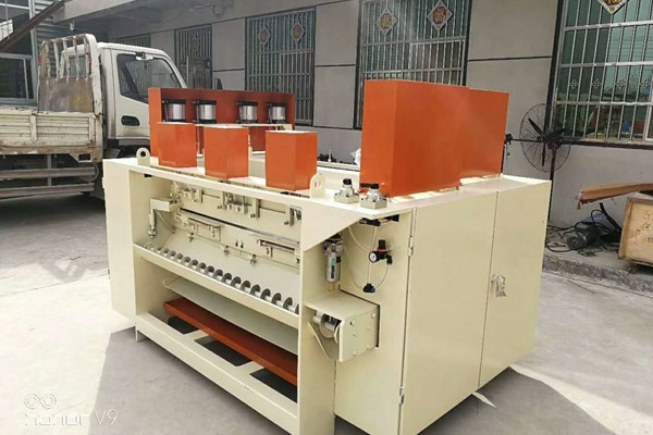 巨邦全自動接板機(jī)